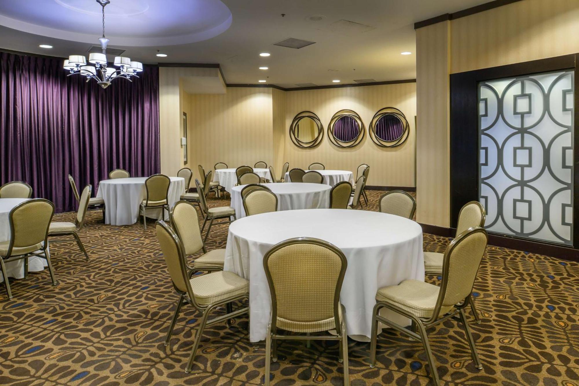 เอมบาสซี สวีท บาย ฮิลตัน เซนต์ หลุยส์ แอร์พอร์ต Hotel บริดจ์ตัน ภายนอก รูปภาพ